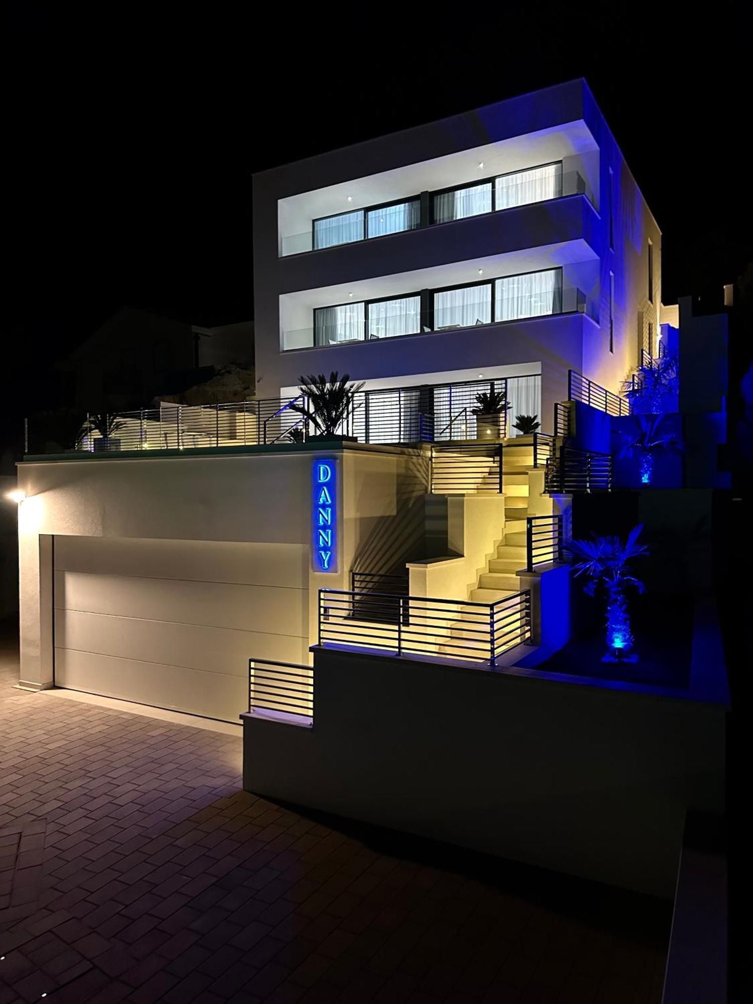 Villa Apartment Danny Baška Voda Exterior foto